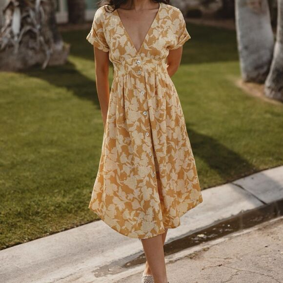 NWT The Normal Brand Ezra Crepe Deep V Button Thru Dress Yellow Size Small NEW - Picture 10 of 16